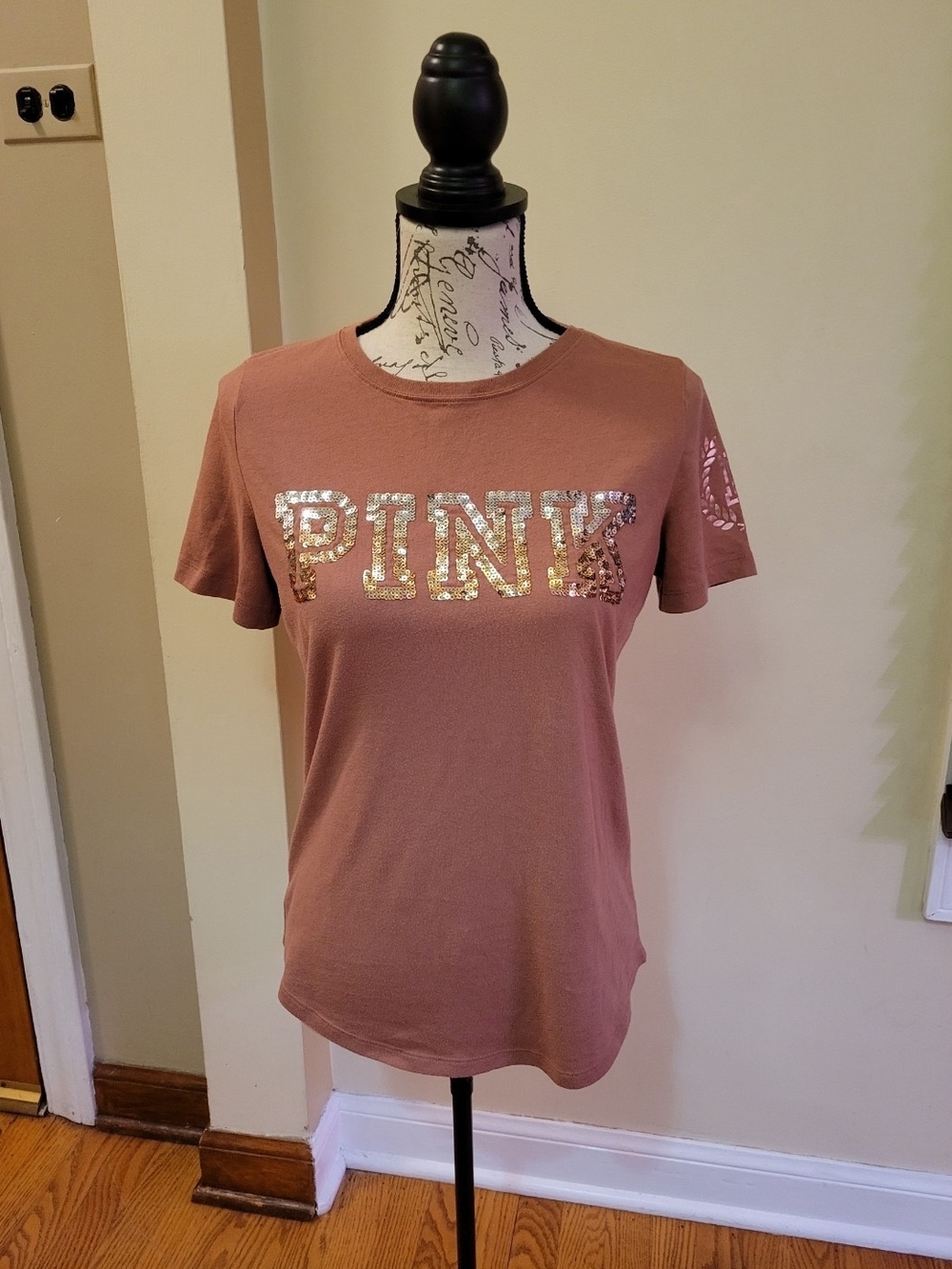 PINK Victoria's Secret Short Sleeve Graphic Tee Pink/Orange Small